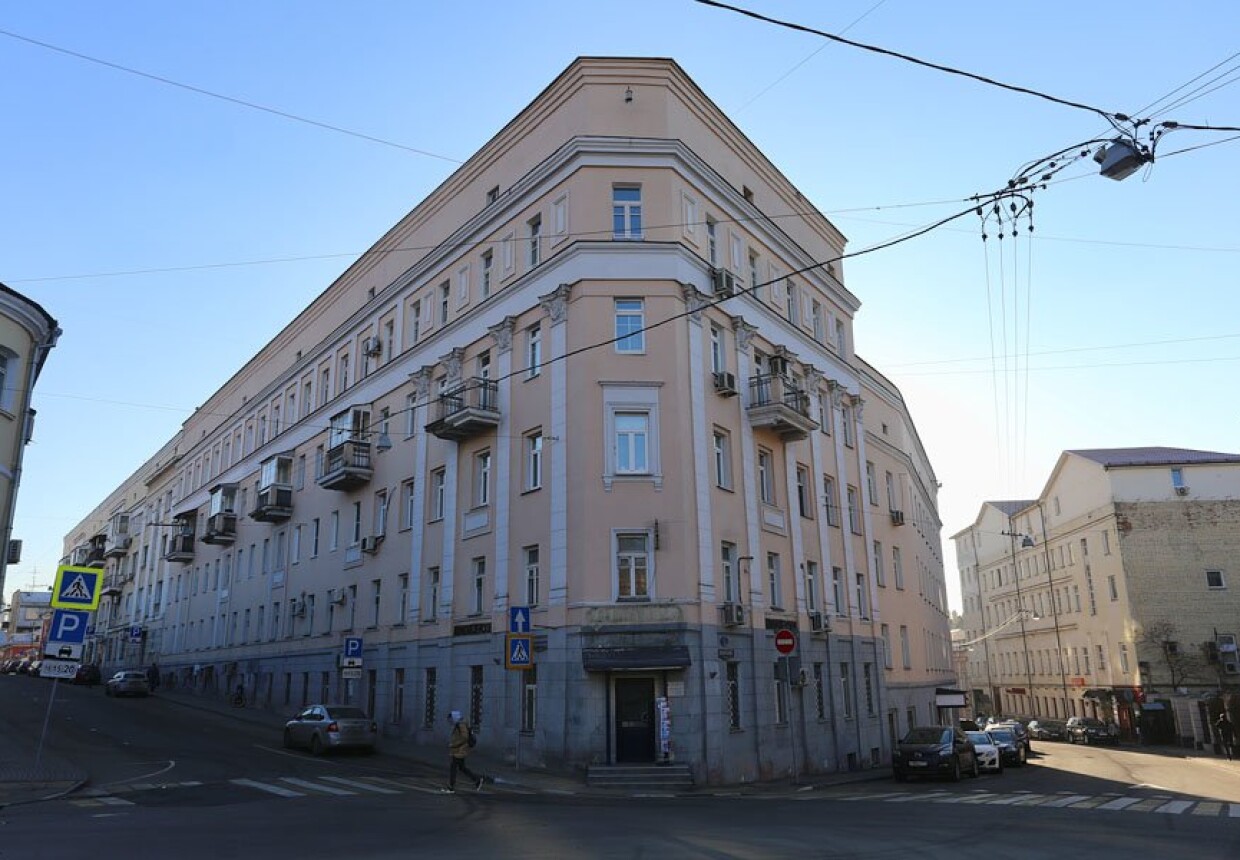 Дом Утюг В Санкт Петербурге Фото