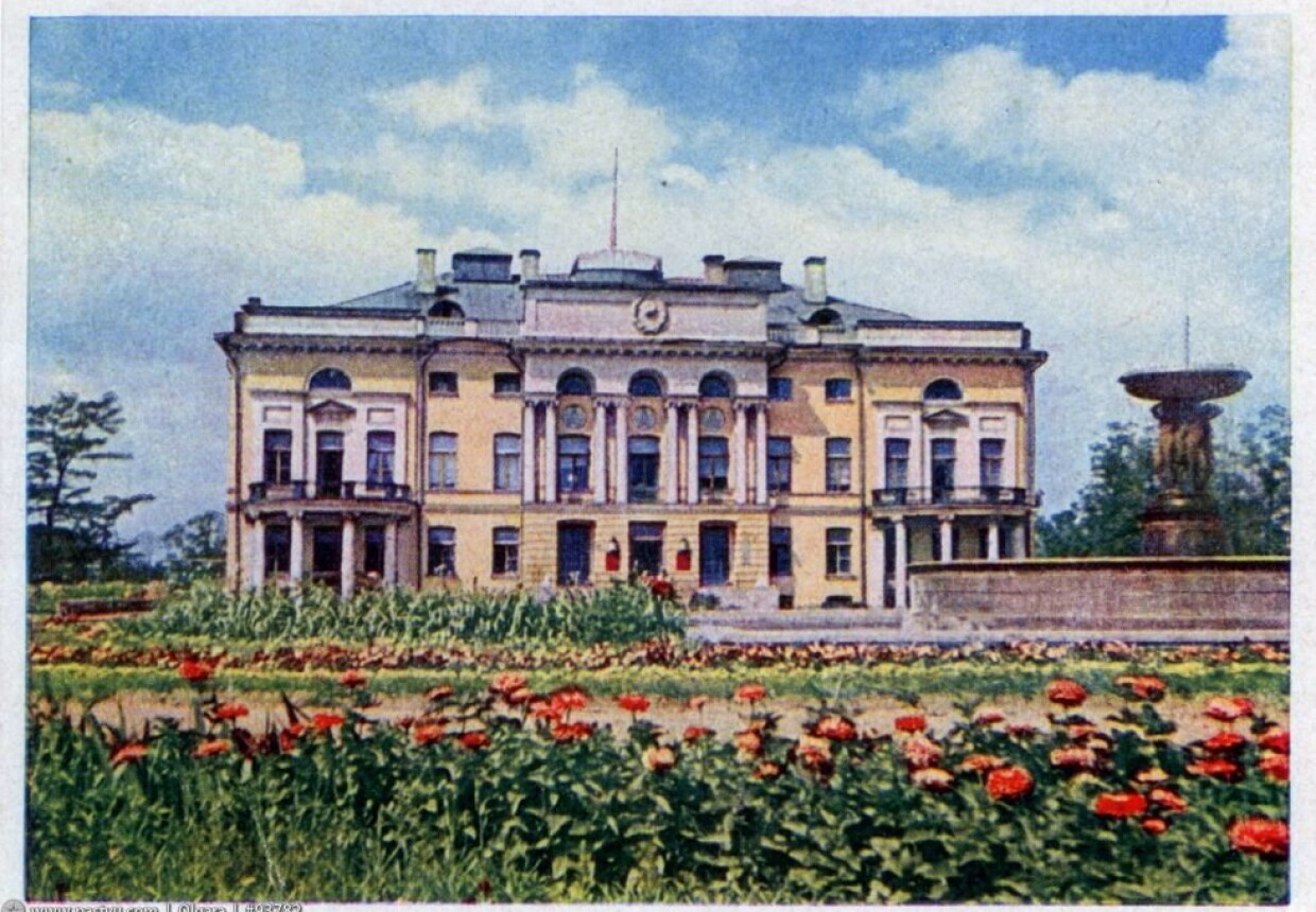 Александринский (Нескучный) дворец