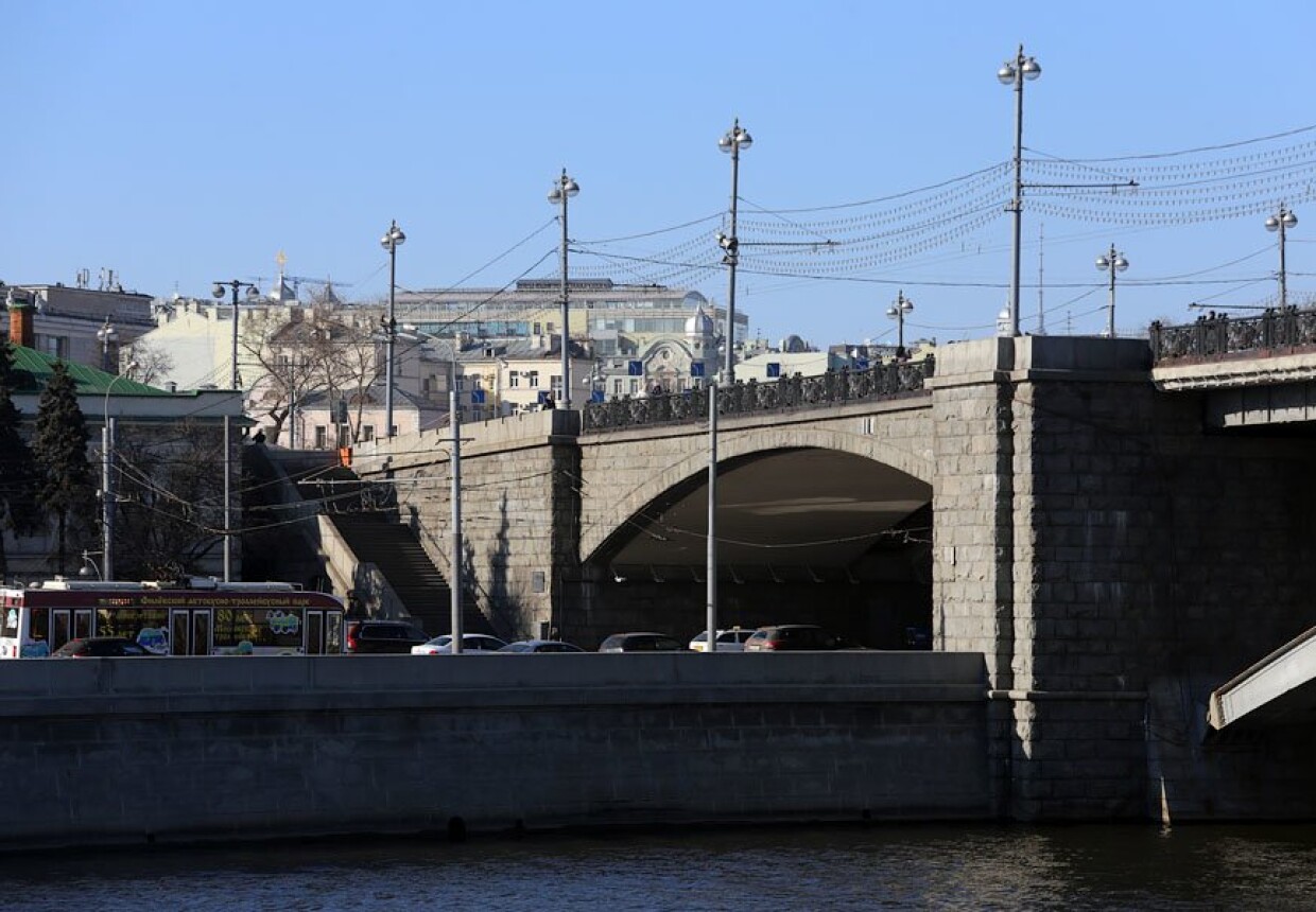 Каменный мост