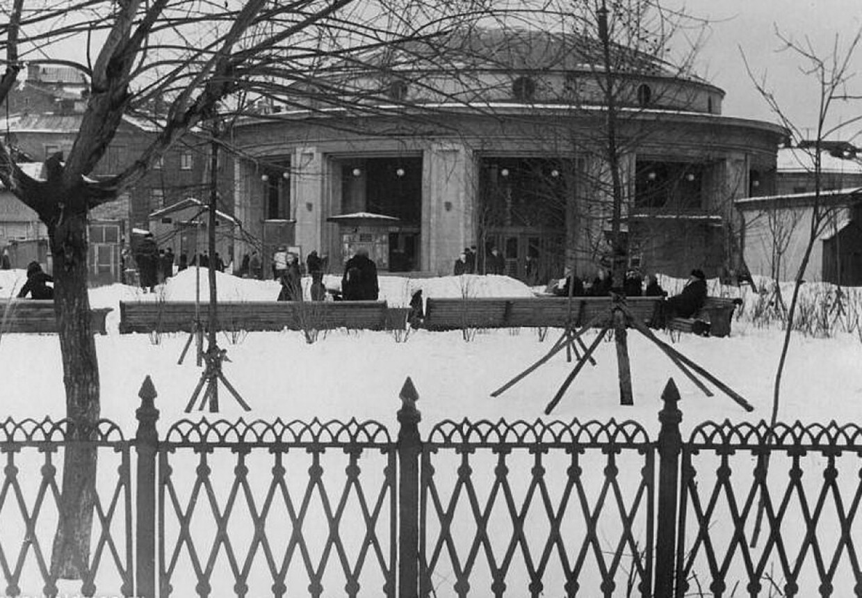 Павильон станции метро "Новокузнецкая"