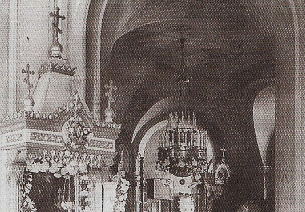 Церковь Благовещения в Петровском парке