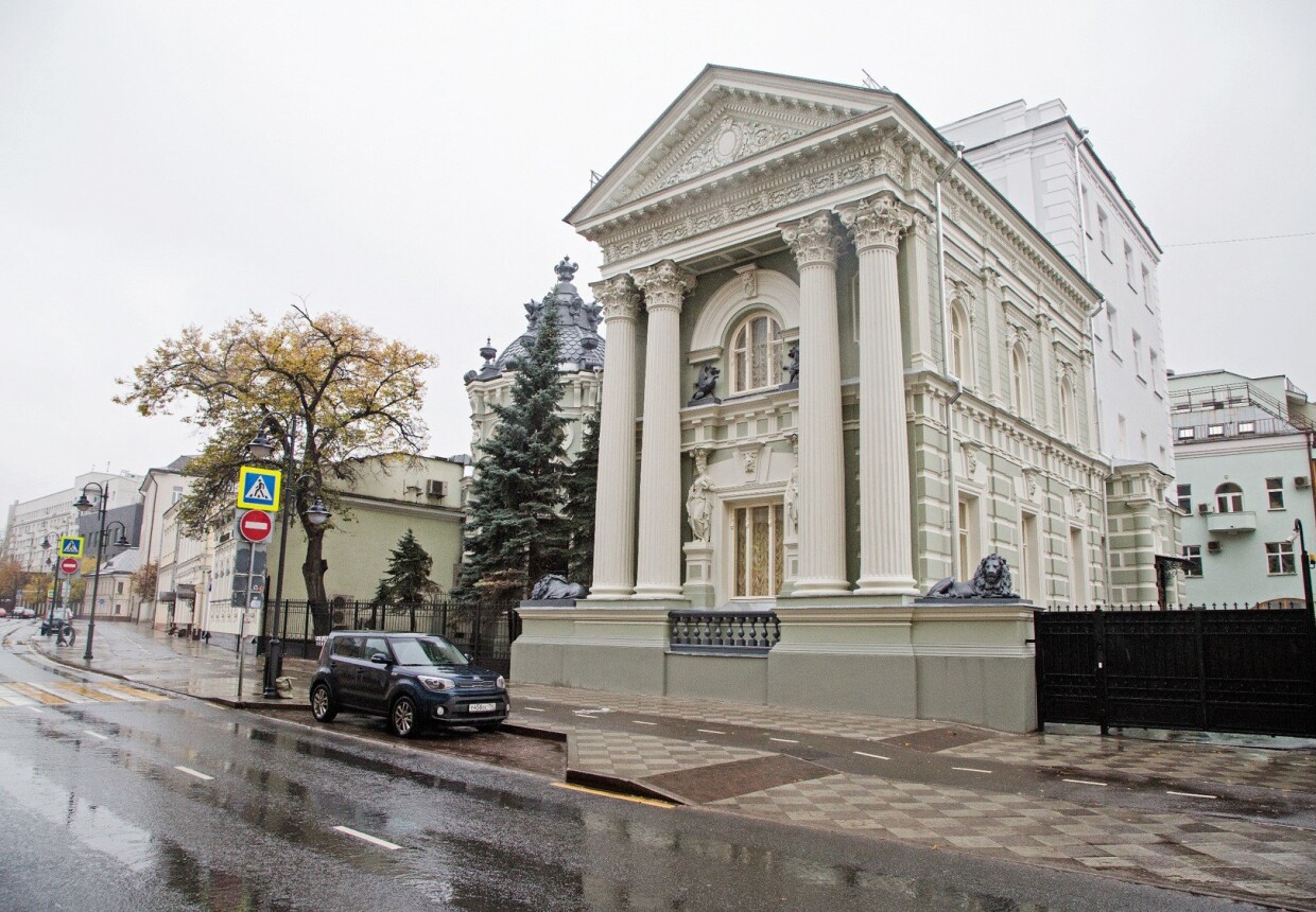 Усадьба фон Рекк («Дом со львами»)