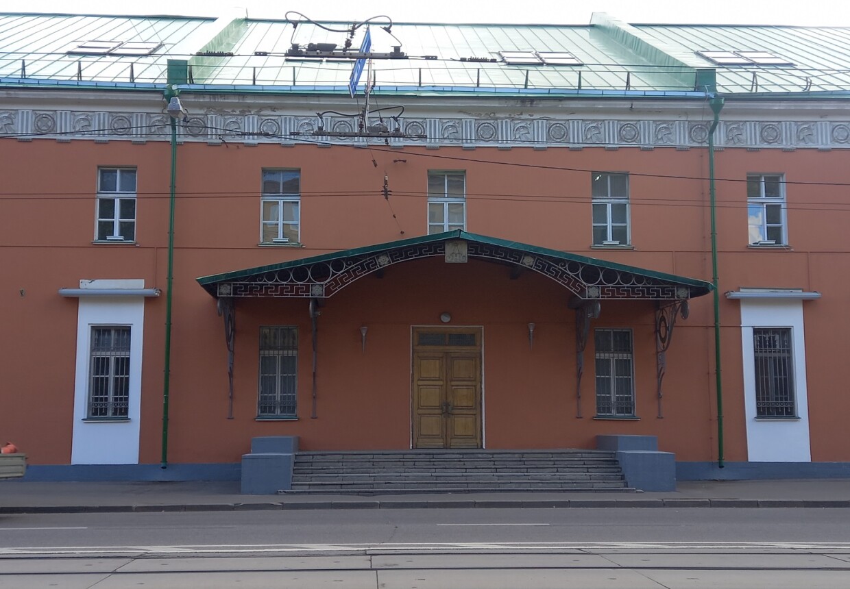 Красные казармы