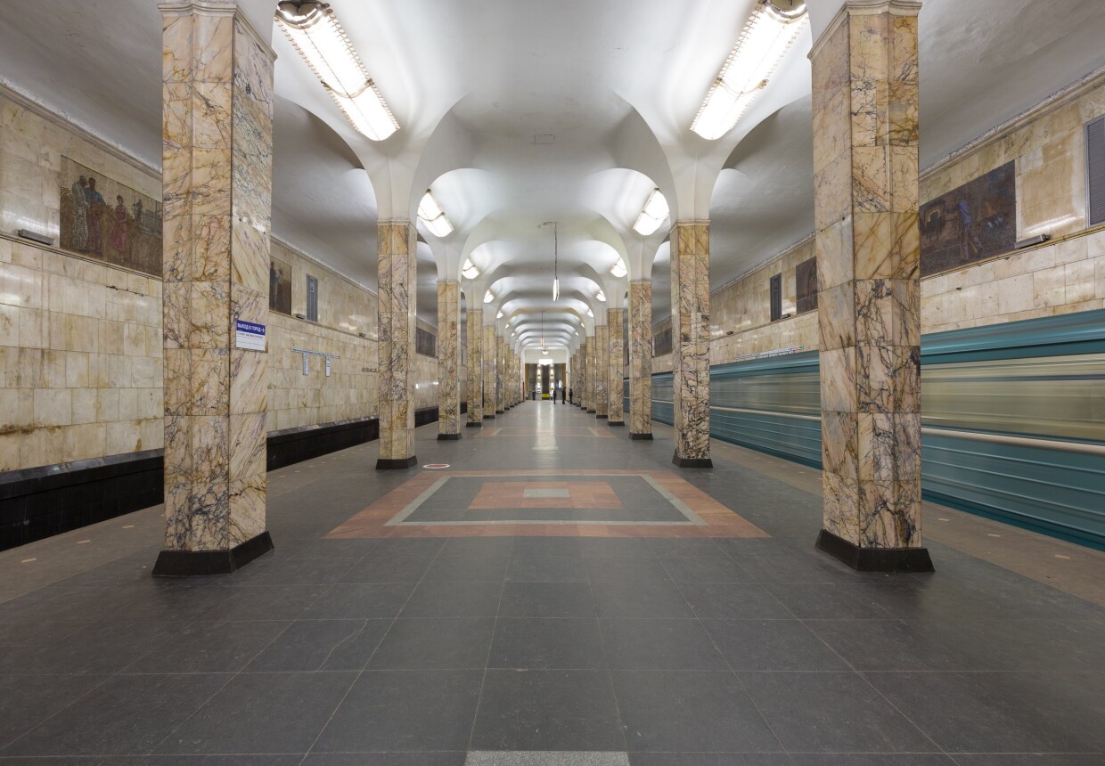 Станция метро «Автозаводская»