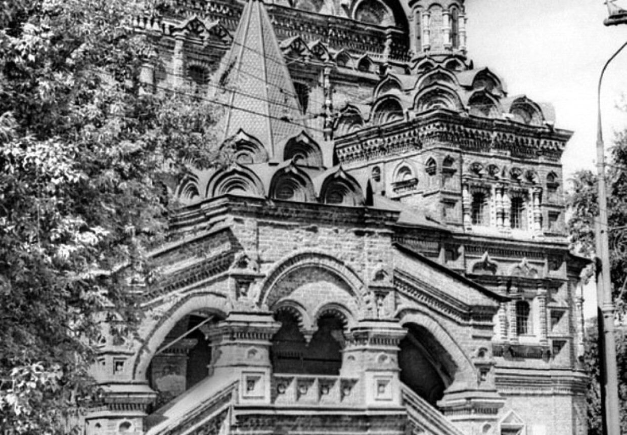 Церковь Живоначальной Троицы в Останкине