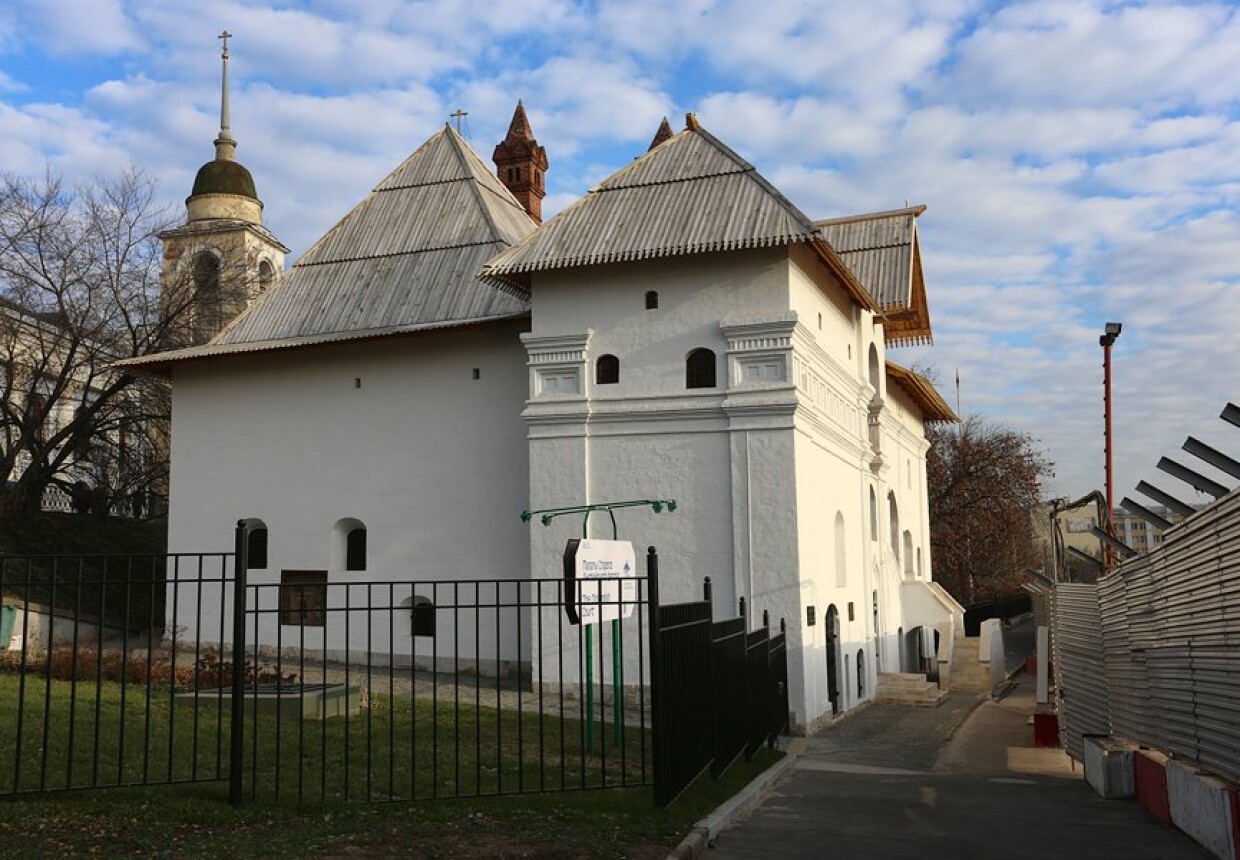 Английский двор