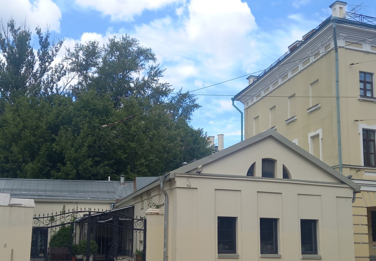 Дом Савиных