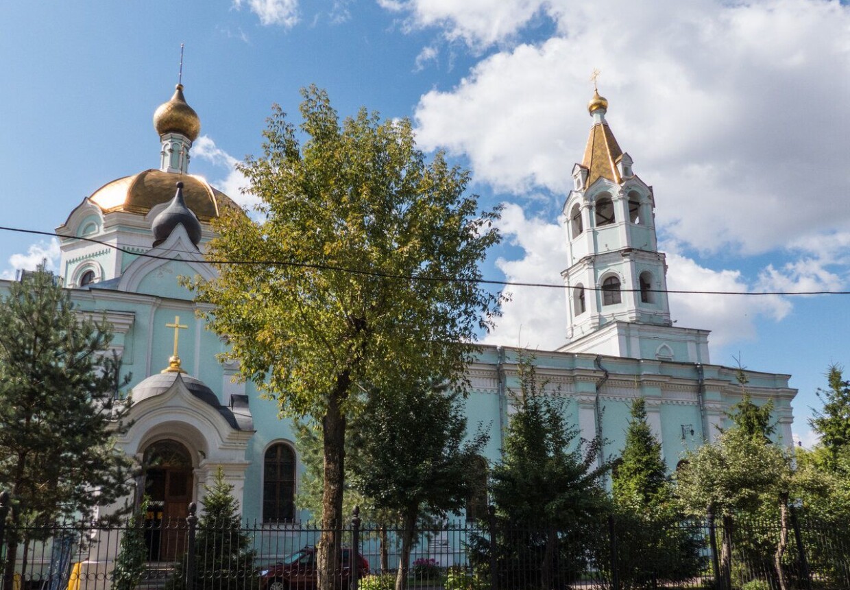 Храм святителя Николая Мирликийского на Трех Горах