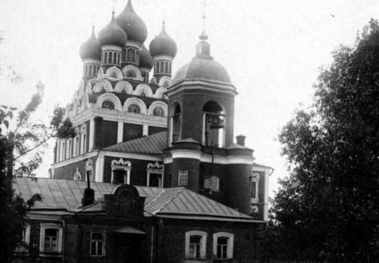 Тихвинская церковь в Алексеевском