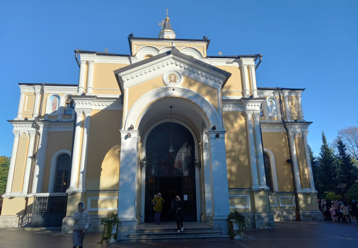 Покровский монастырь