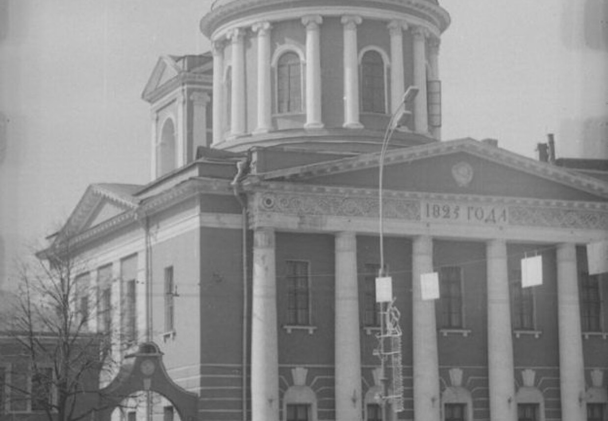 Церковь Иоанна Богослова "под вязом"
