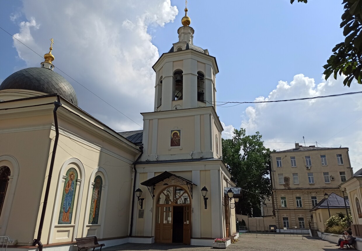 Церковь Иакова Апостола в Казенной слободе