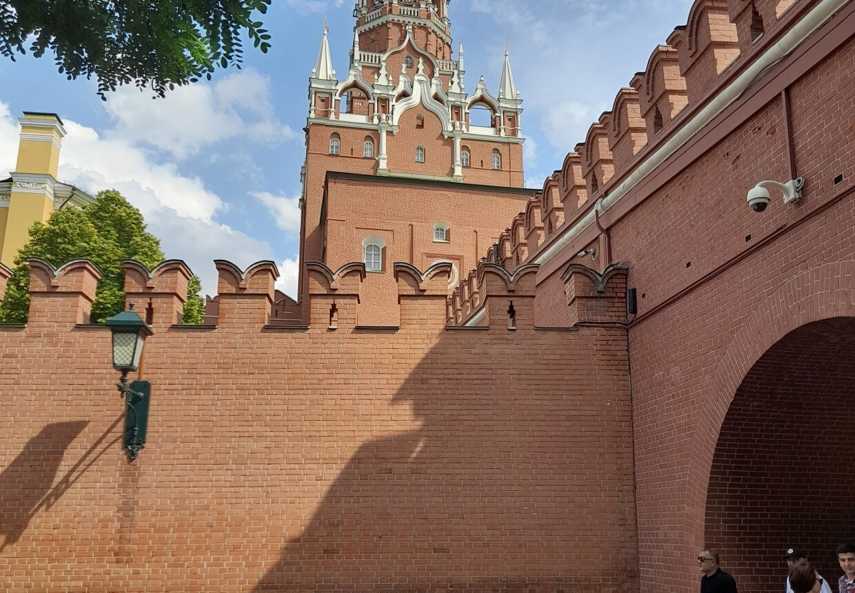 Троицкая башня