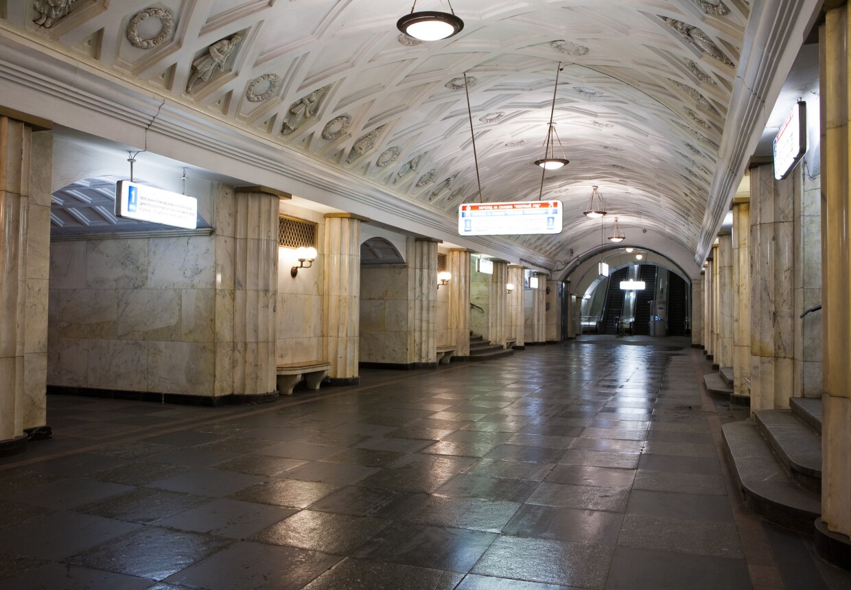 Станция метро "Театральная" 