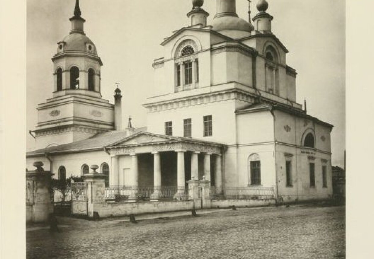 Церковь Покрова в селе Красном