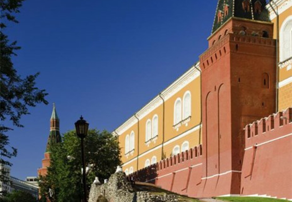 Средняя Арсенальная башня