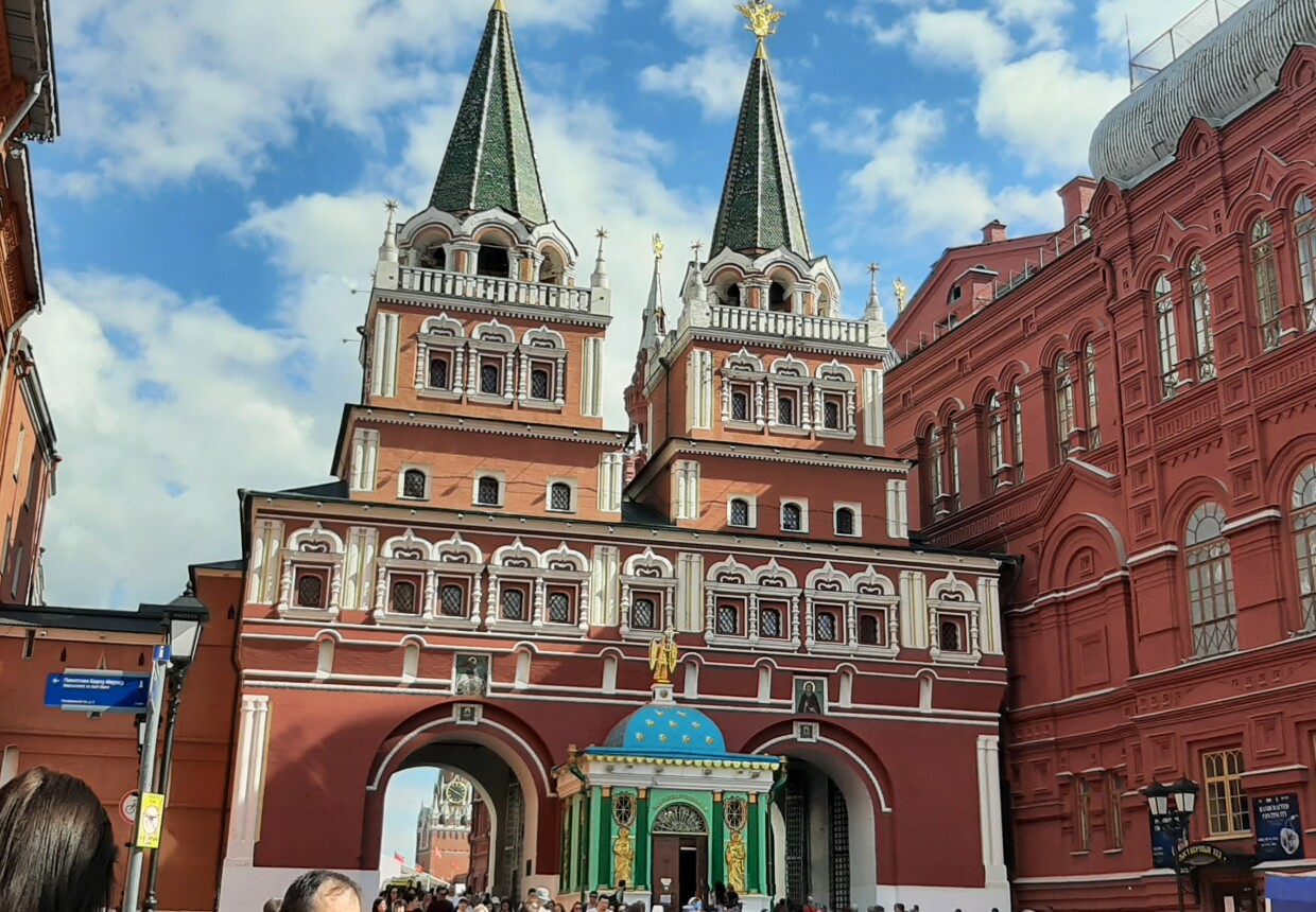 Воскресенские (Иверские) ворота