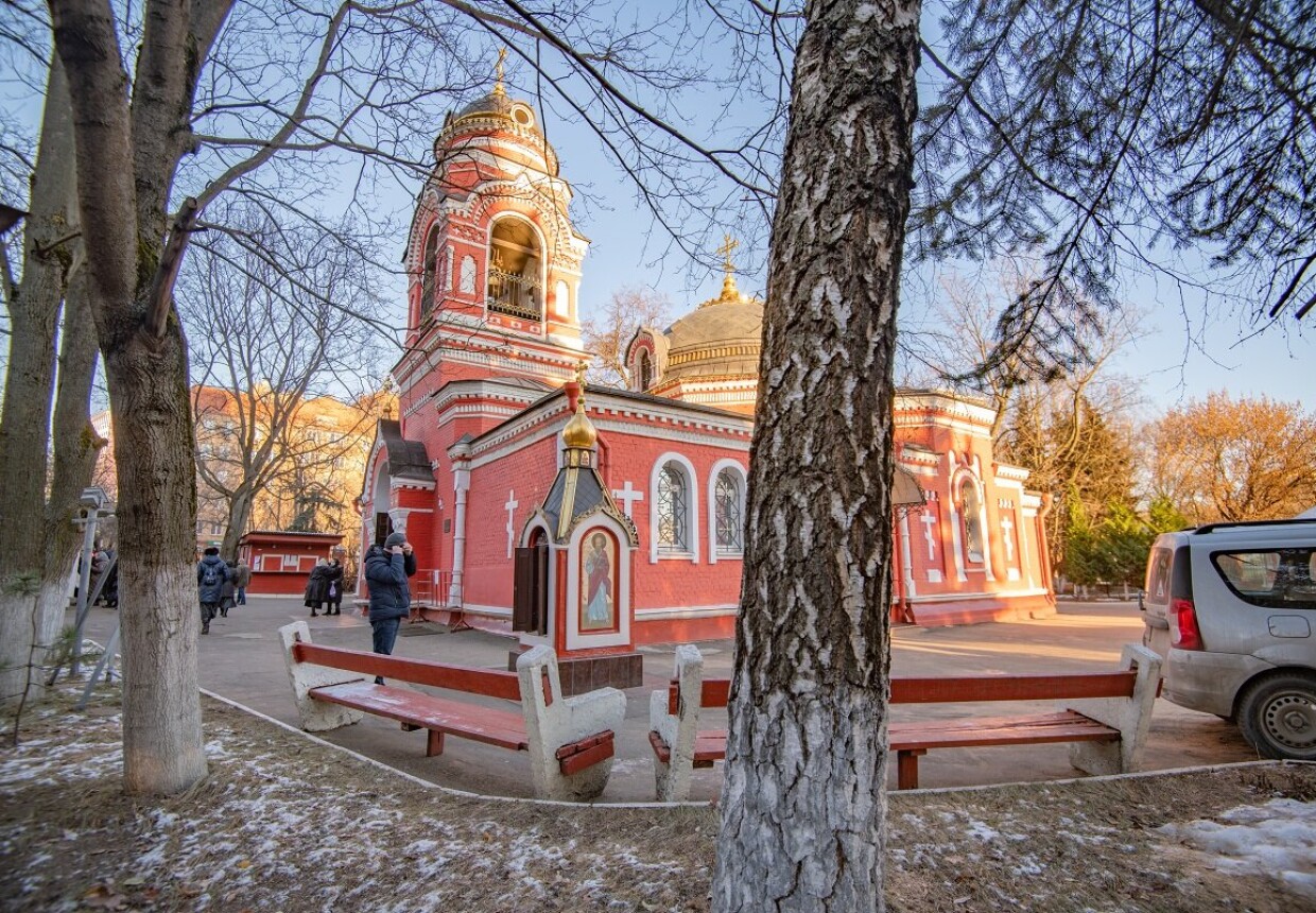Храм иконы Божией Матери «Знамение» в Аксиньине