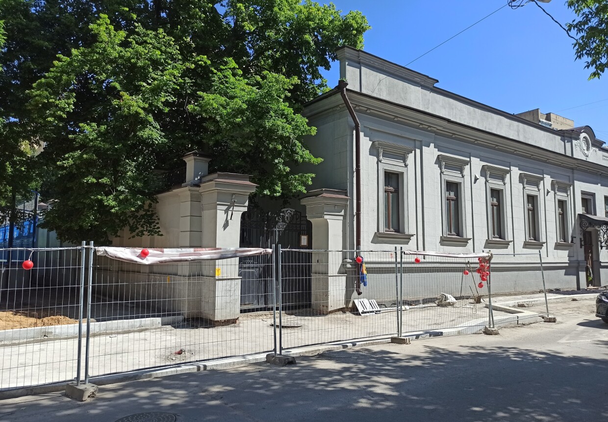 Дом русского летчика Б.И.Россинского
