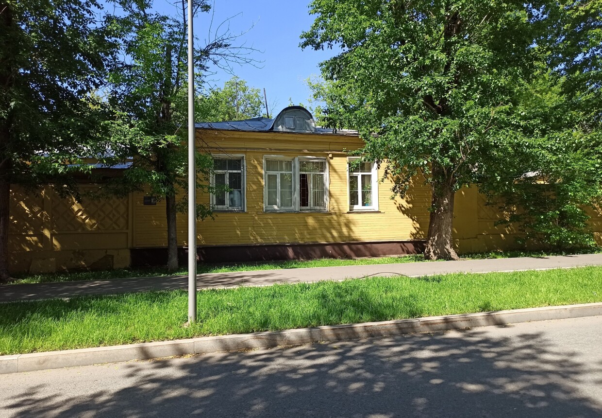 Крутицкие казармы
