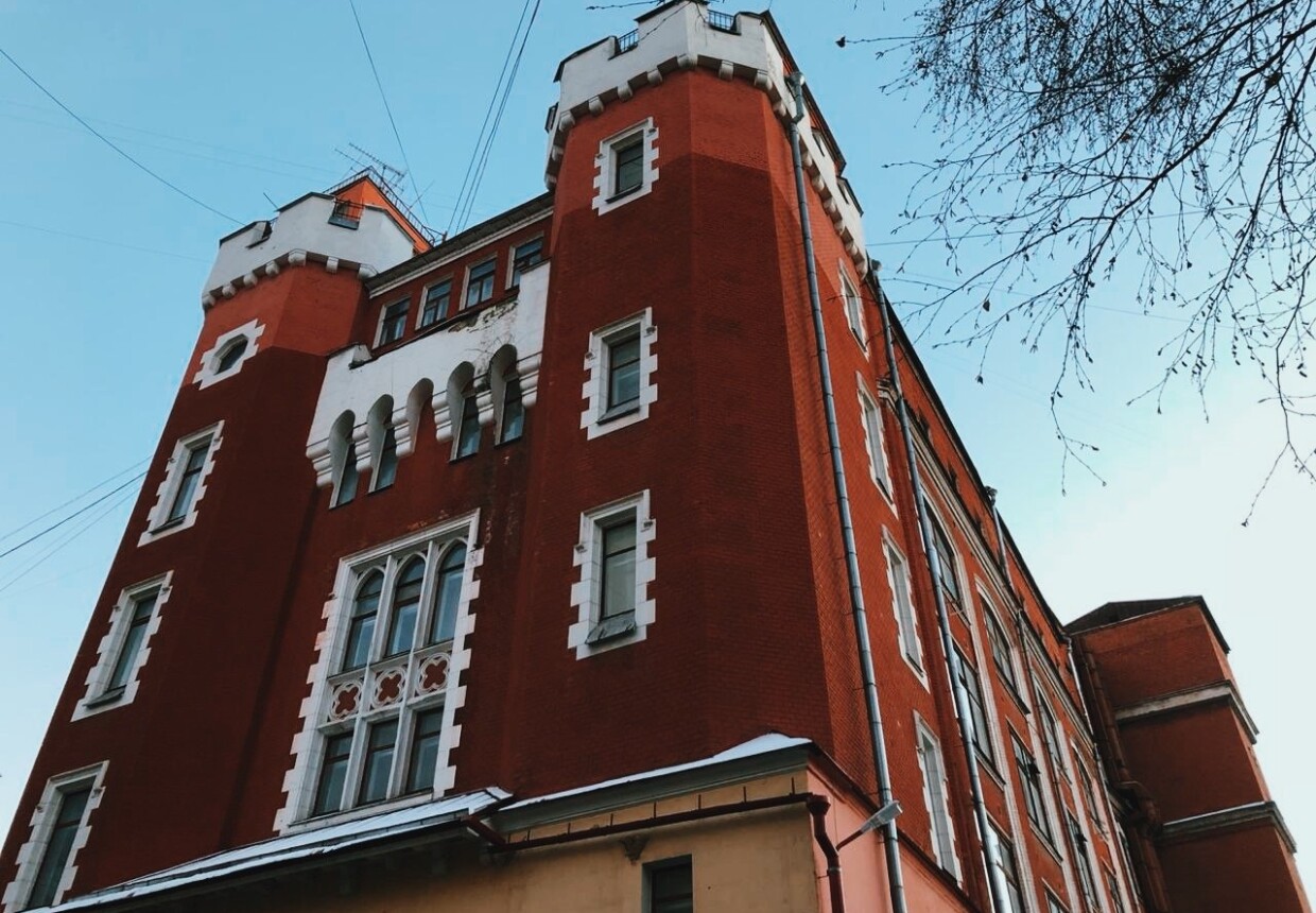 Здание мебельной фабрики Мюр и Мерилиз