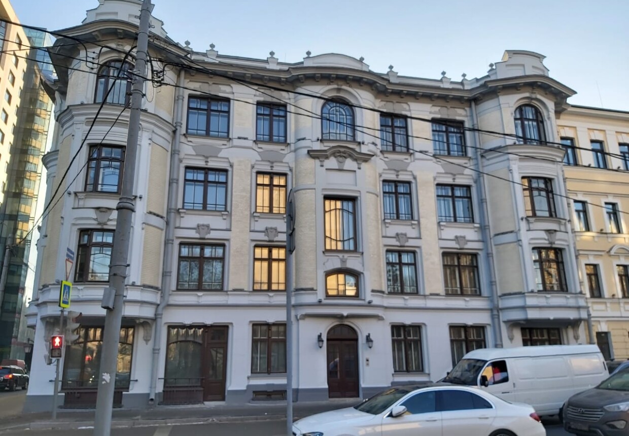 Доходный дом купца В. Е. Быкова, 1909 г., архитектор Л. Н.