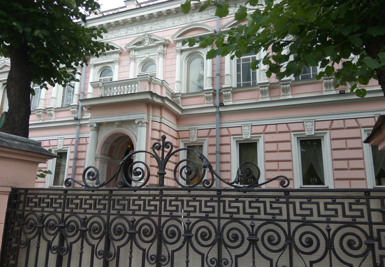 Особняк Балиных - резиденция посла