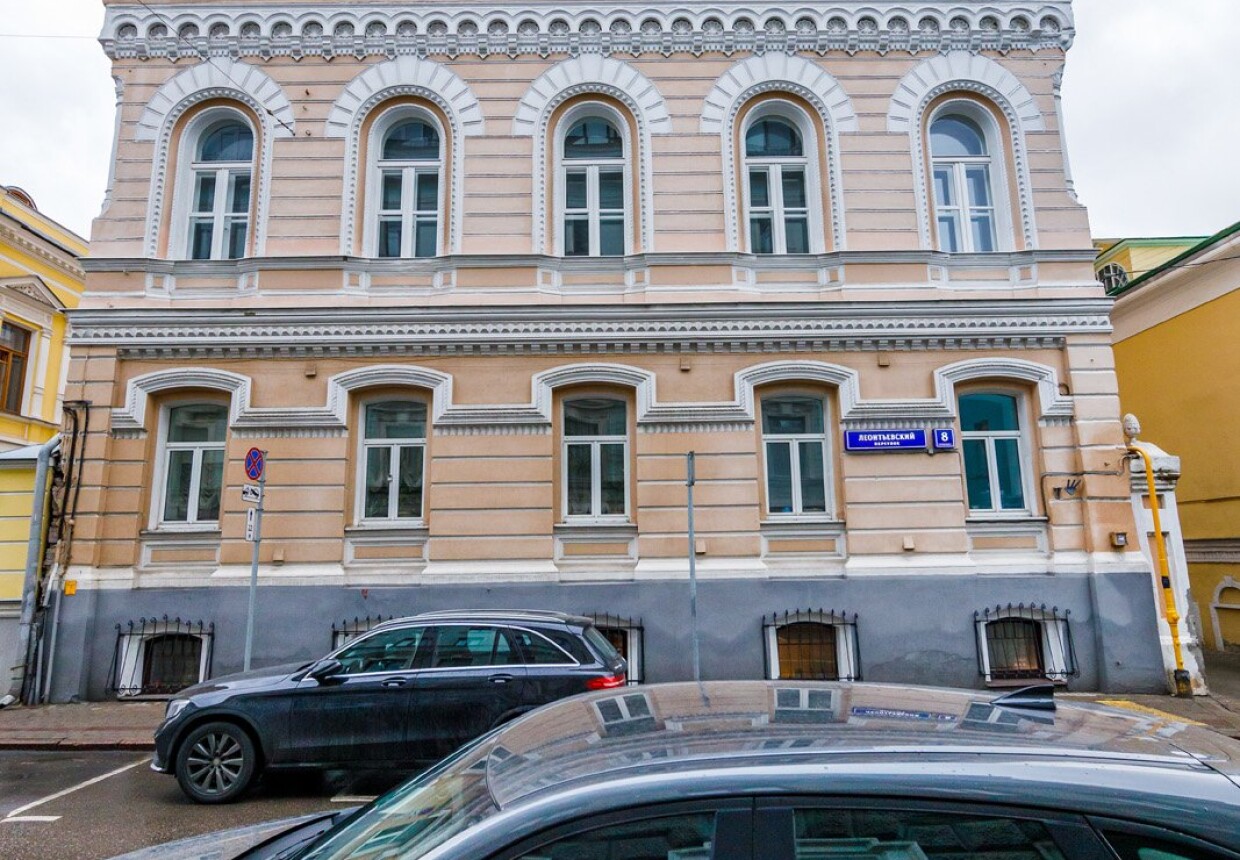 Доходный дом в Леонтьевском