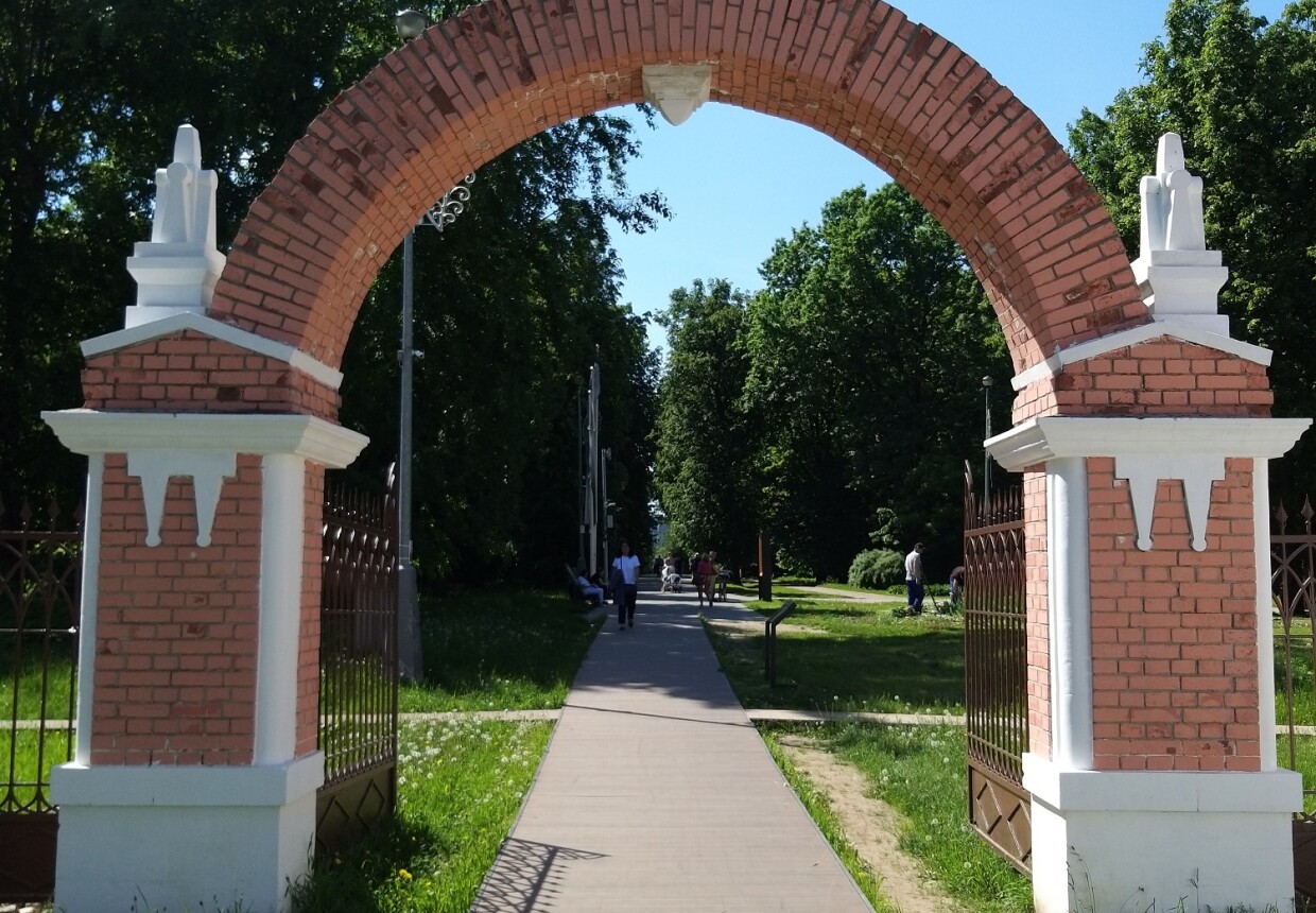 Ансамбль парадного въезда Усадьбы