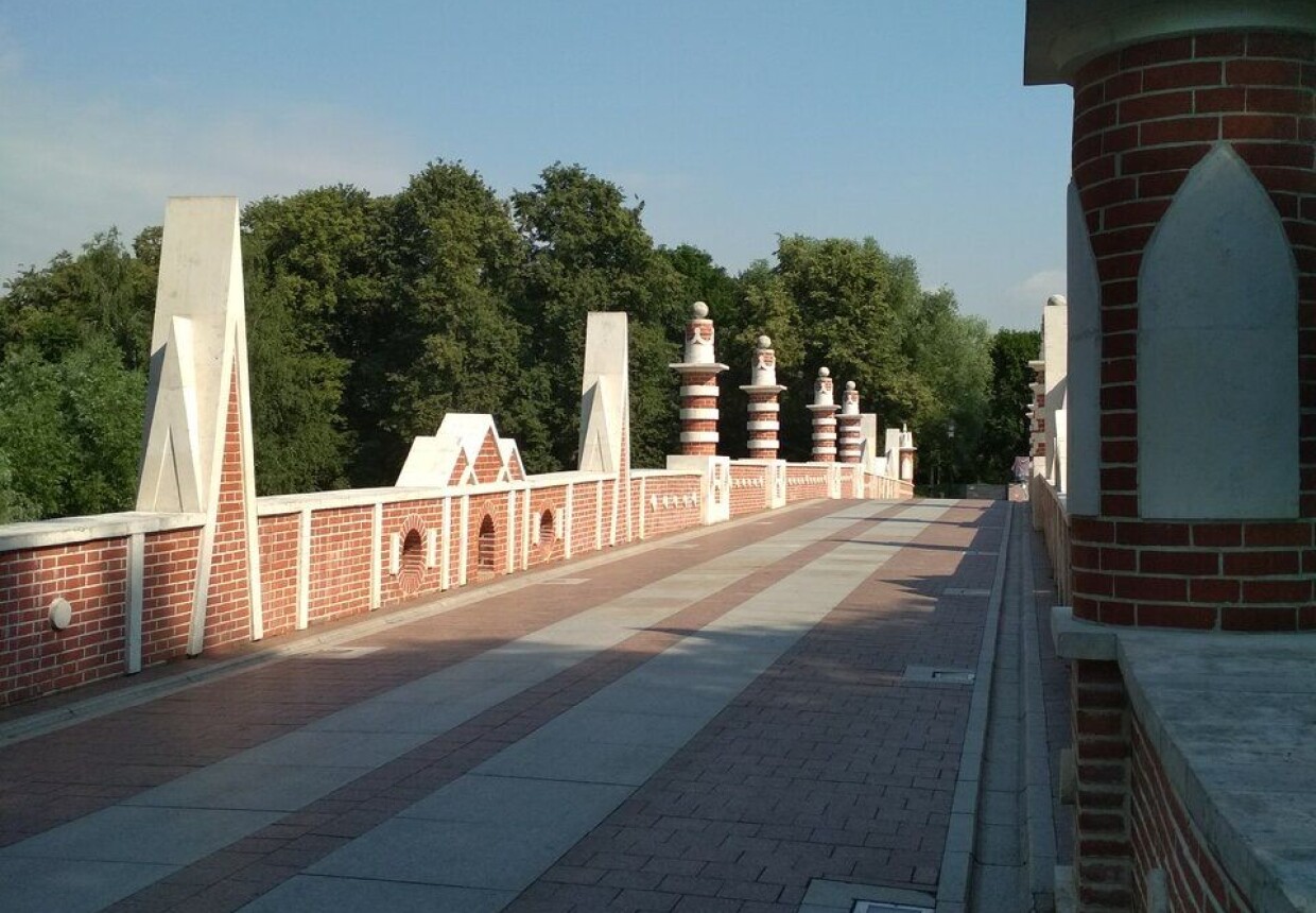 Фигурный мост