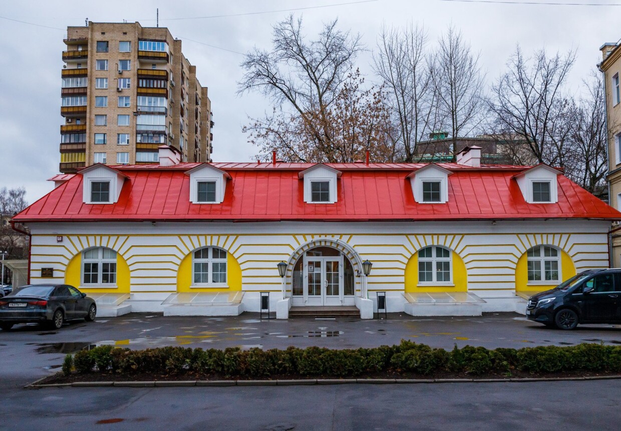 Корпус служб усадьбы А.П.