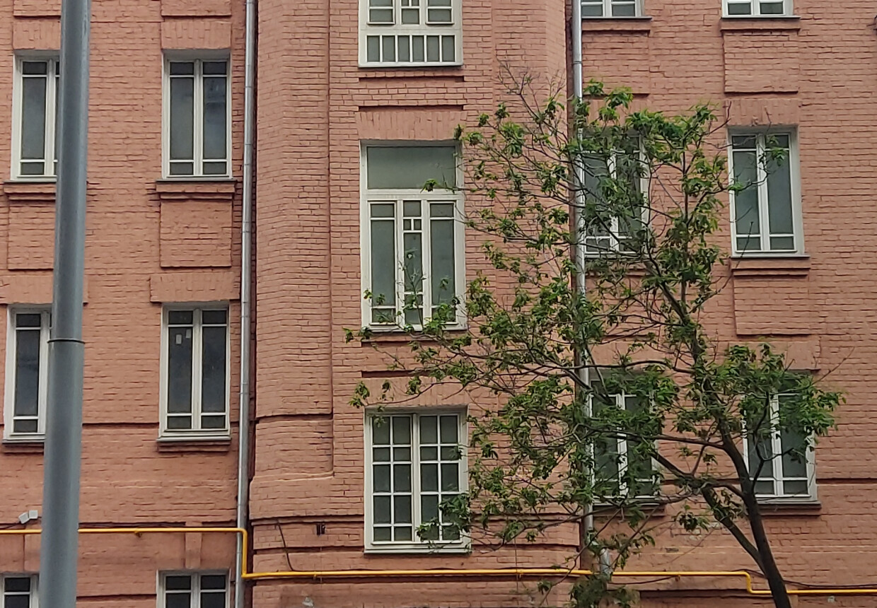 Здание