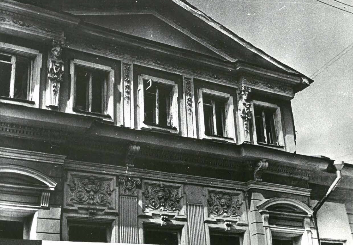 Городская усадьба П.А. Новикова – Н.В. Смольянинова - Л.М.