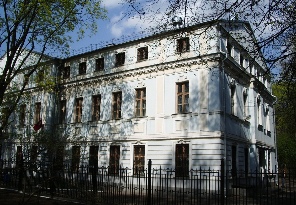 Здание лечебницы А. М.