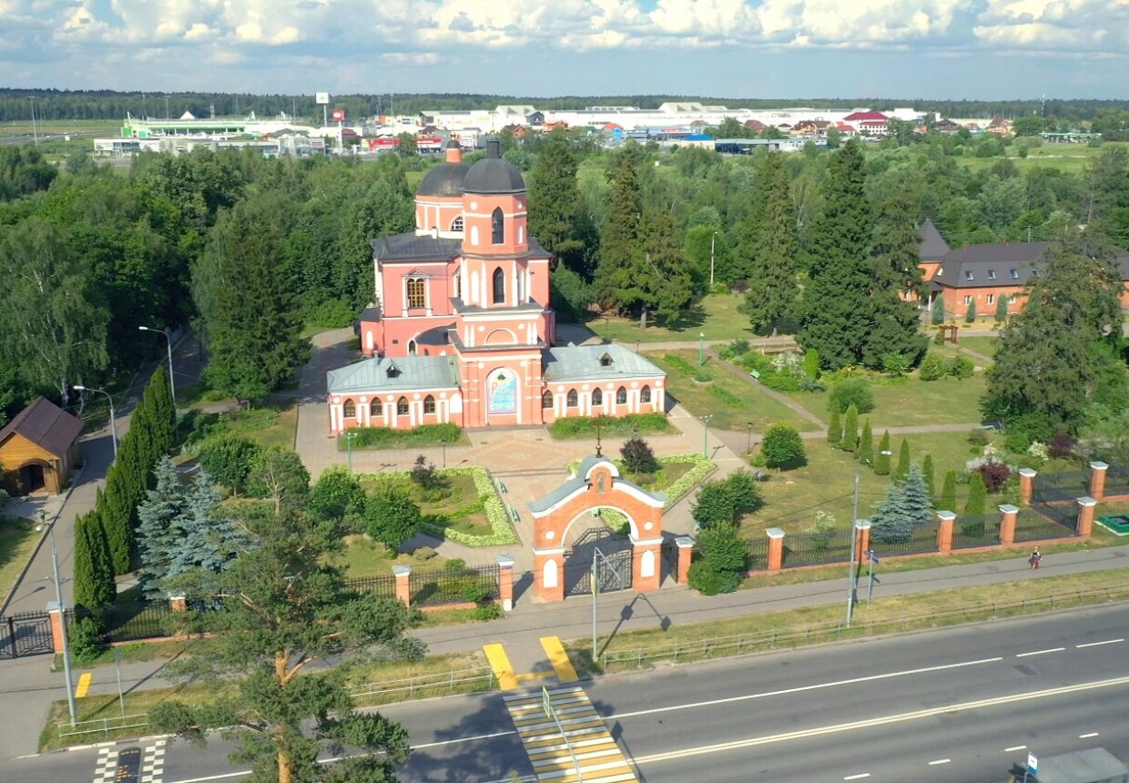 Храм святителя Николая Мирликийского в