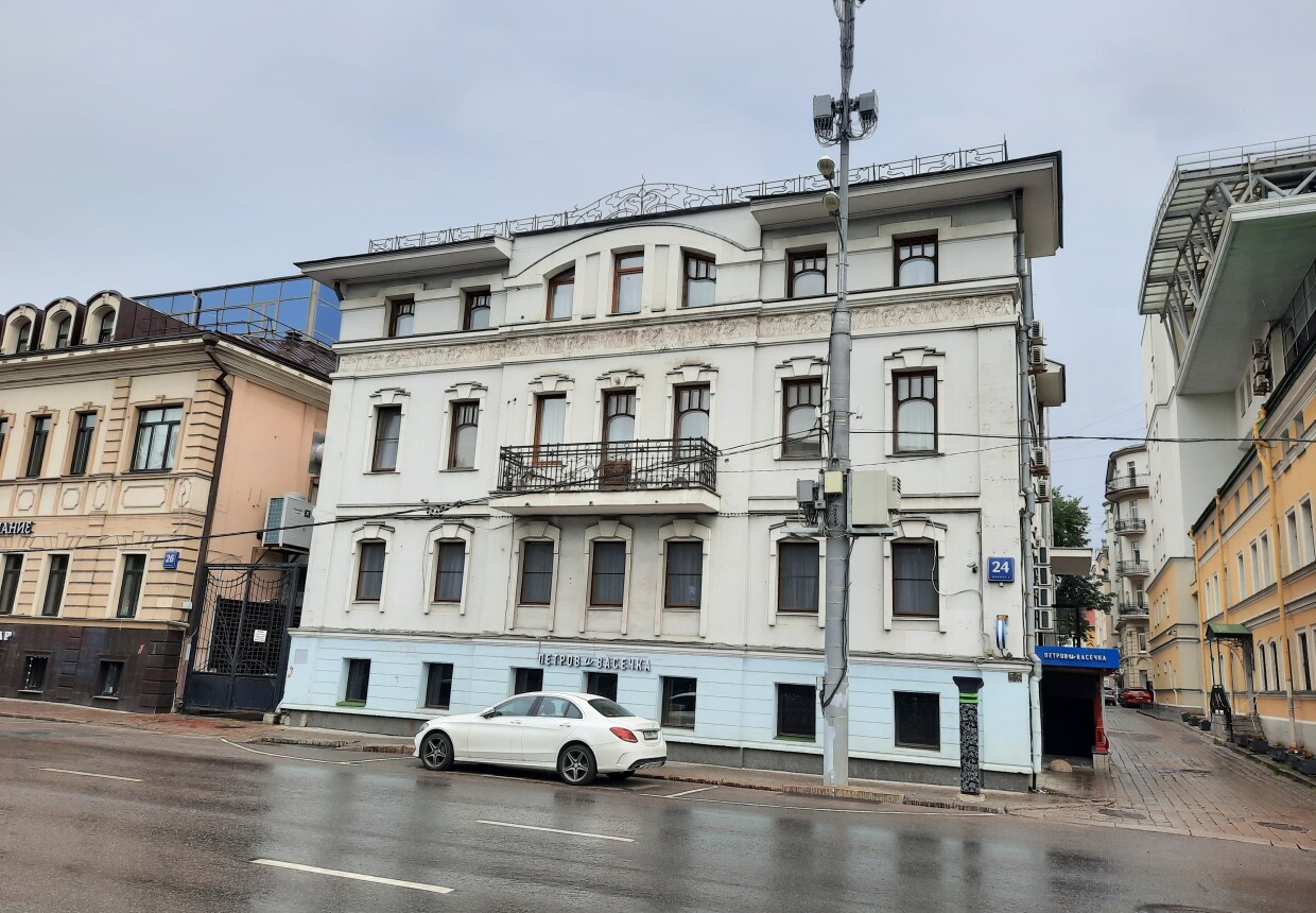 Жилой дом на Цветном