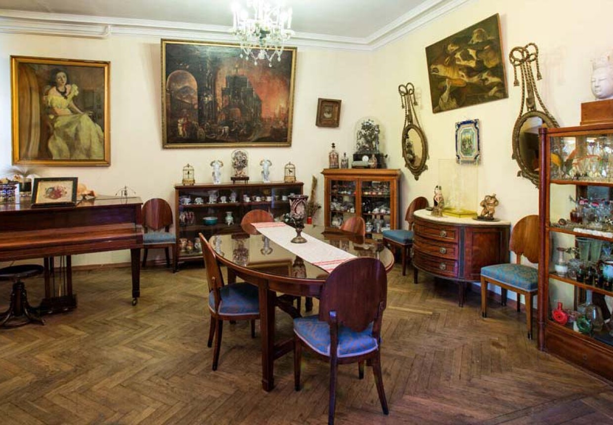 Мемориальная квартира С. В.
